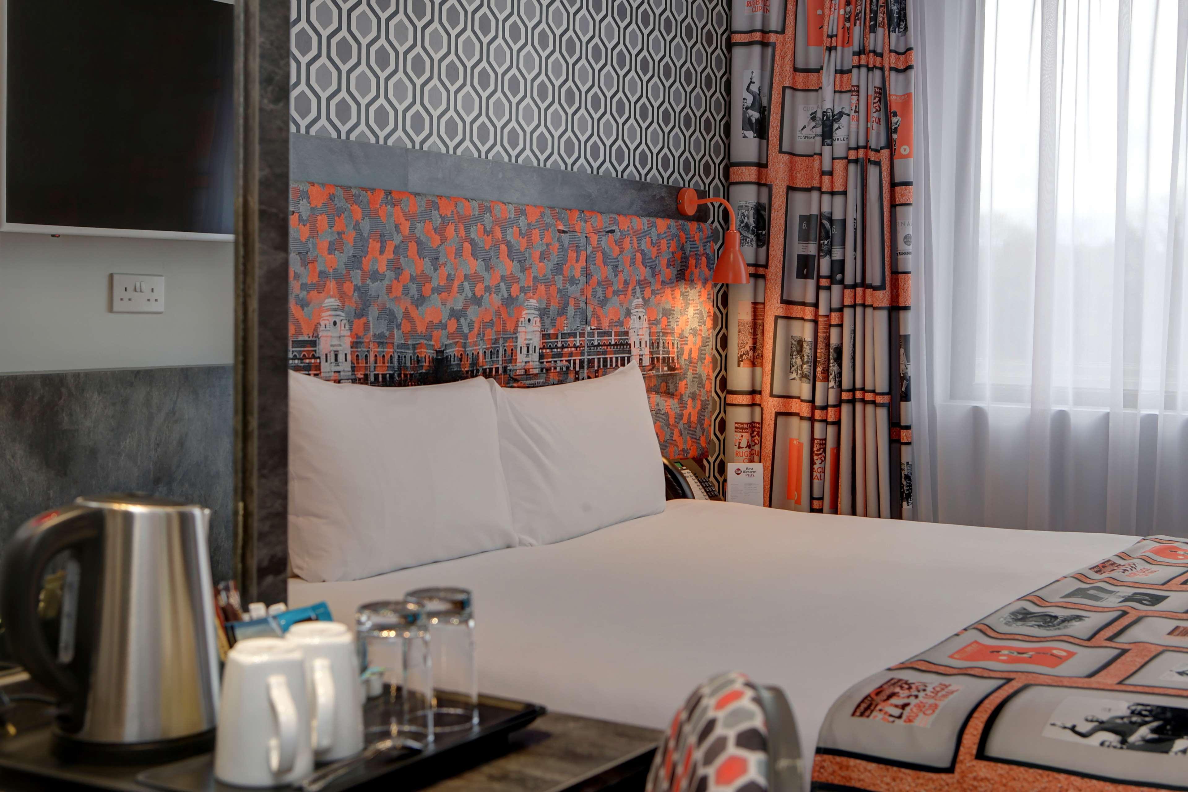 Best Western Plus Woodstock Inn & Suites Екстериор снимка