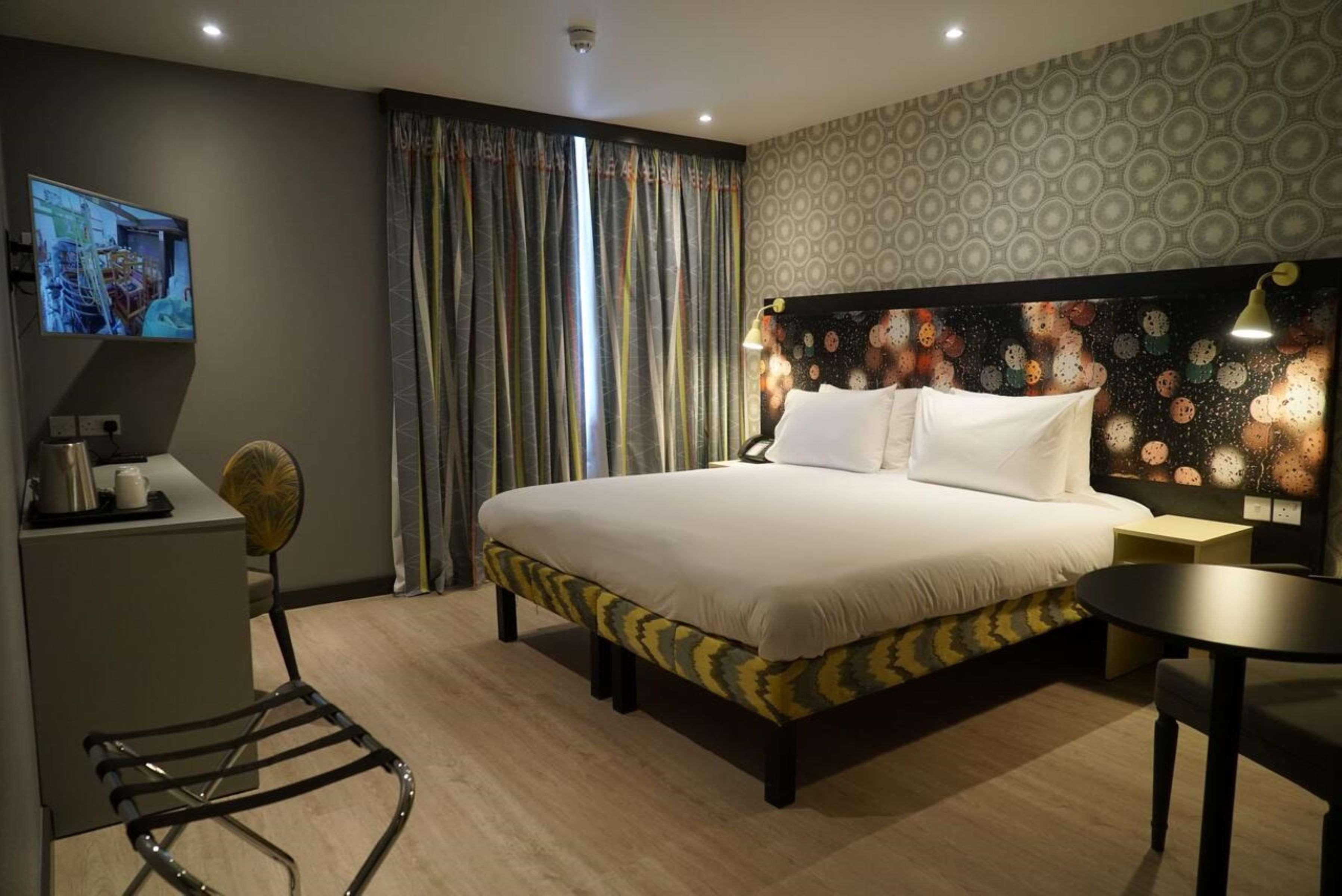 Best Western Plus Woodstock Inn & Suites Екстериор снимка