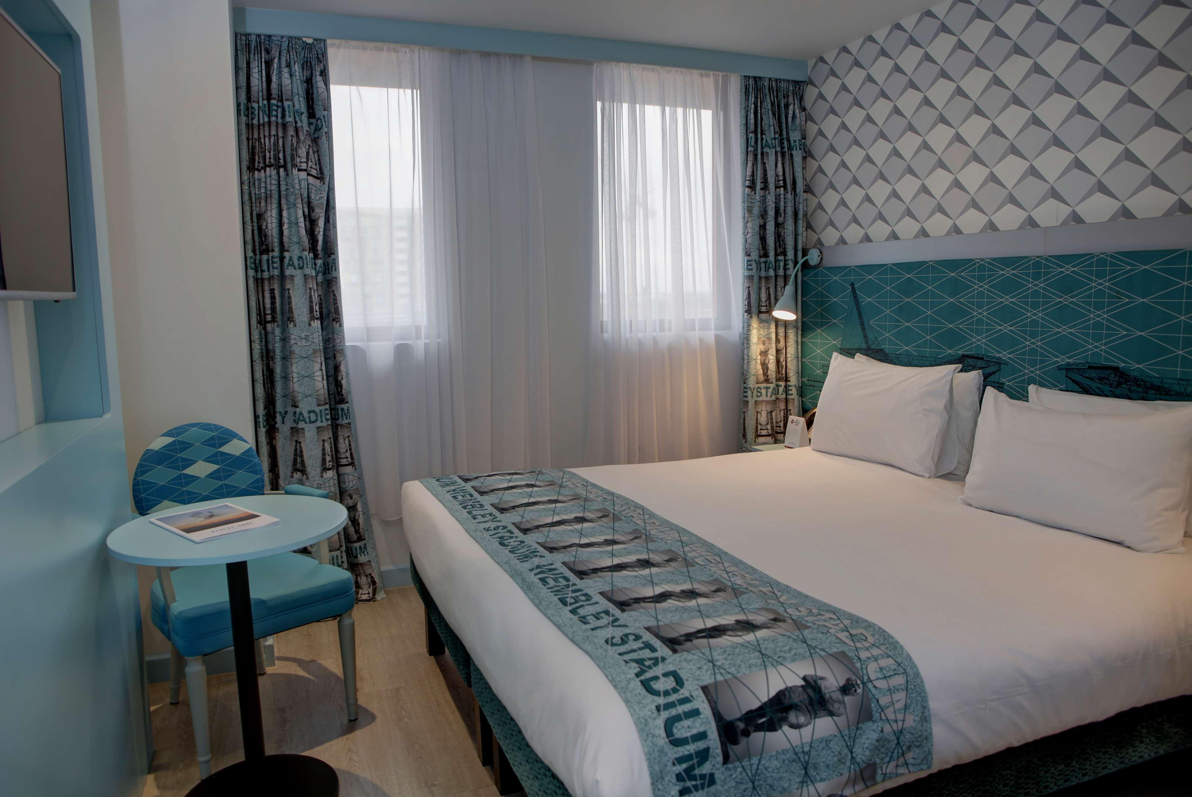 Best Western Plus Woodstock Inn & Suites Екстериор снимка