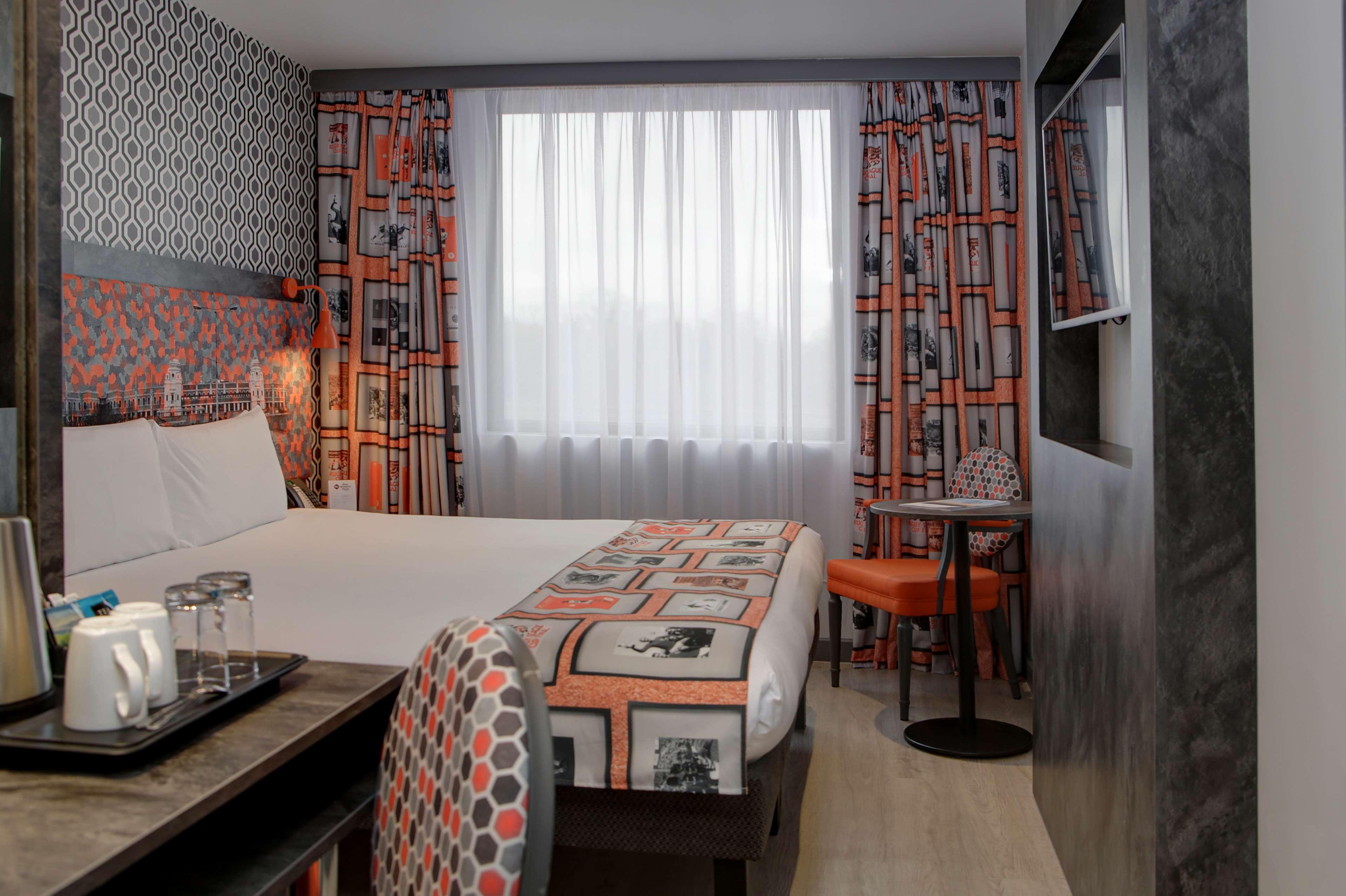 Best Western Plus Woodstock Inn & Suites Екстериор снимка